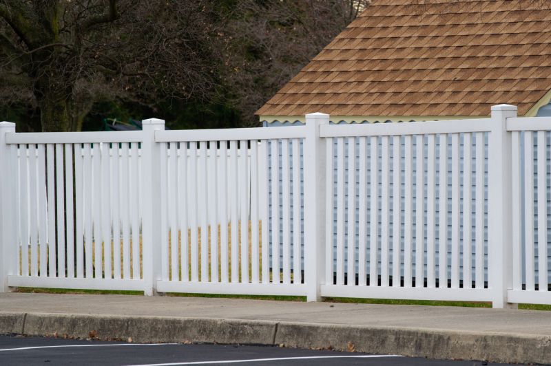 Vinyl Fence Repair detail